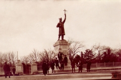 Monumentul "Ștefan cel Mare", sculptor  Alexandru Plămădeală (carte poștală). Anul 1936.